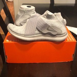 Nike free rn motion